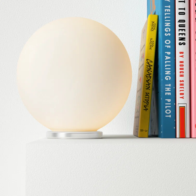 Mia Globe Lamp