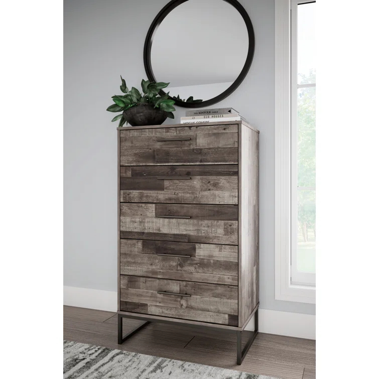 Neilsville 5 Drawer 29.88" W Chest