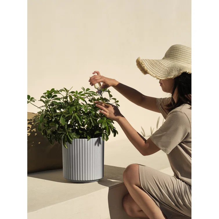 Demi Series Round Planter