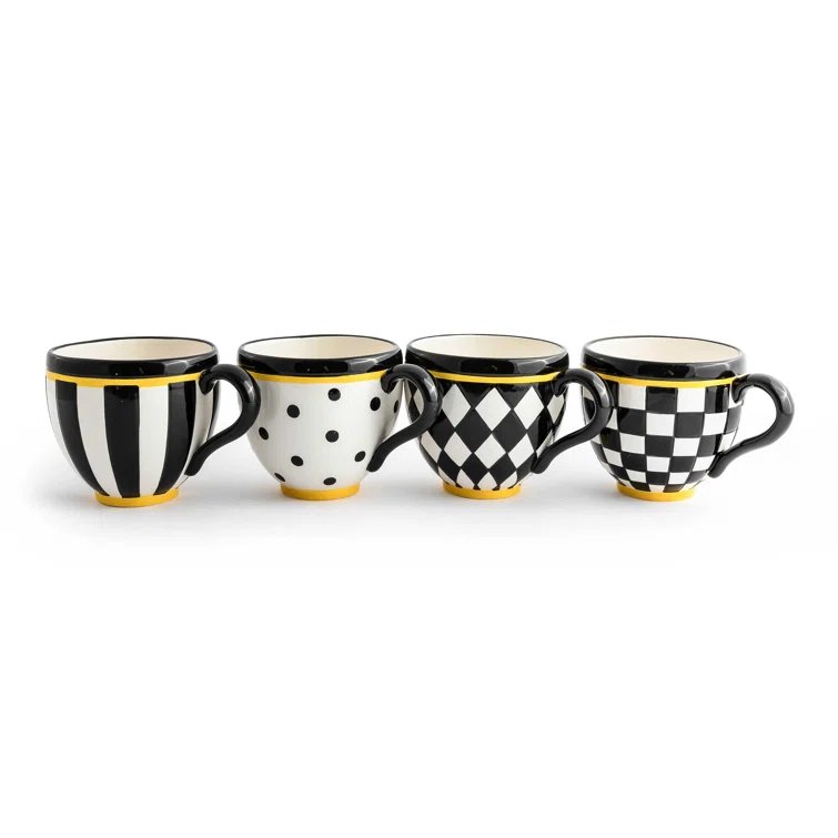 Courtly Mugs (Set of 4)