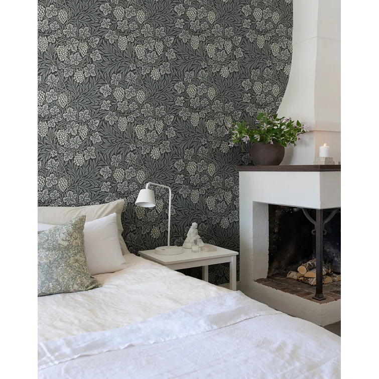 Vine Modern Floral Wallpaper