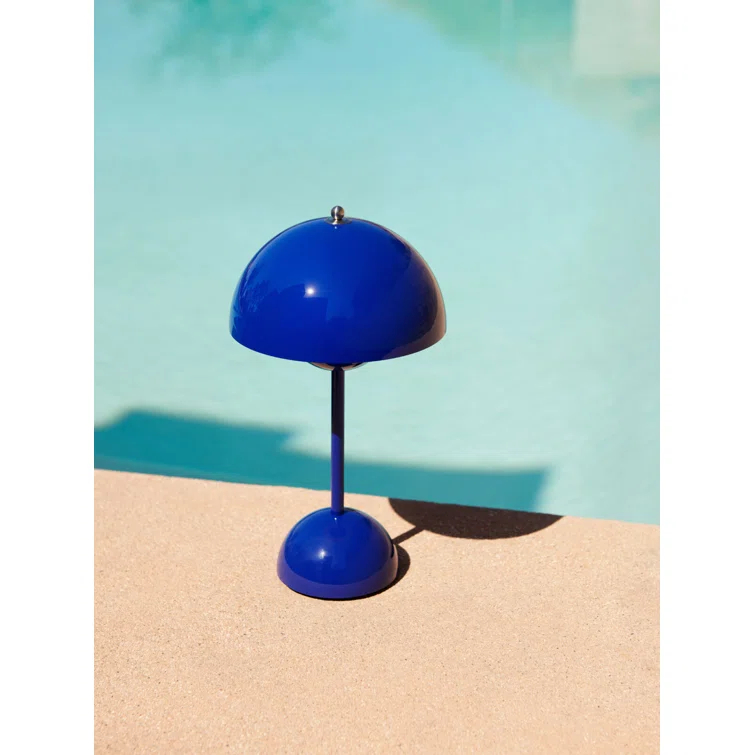 Flowerpot Table Lamp