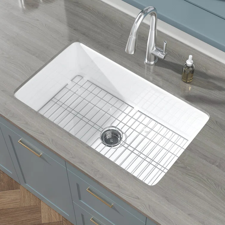 32" L x 19" W Single Bowl Fireclay Kitchen Sinks White with Bottom Grids and Basket Strainer