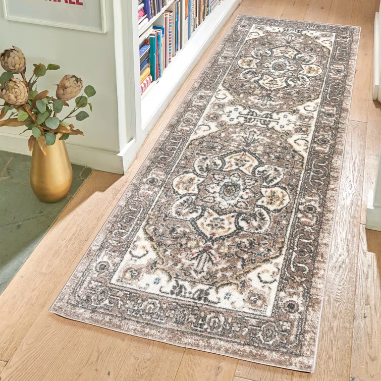 Heirloom Wynn Traditional Moroccan Brown Beige Polypropylene Area Rug