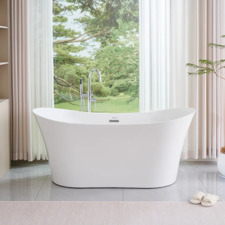 67" x 31" Freestanding Soaking Bathtub