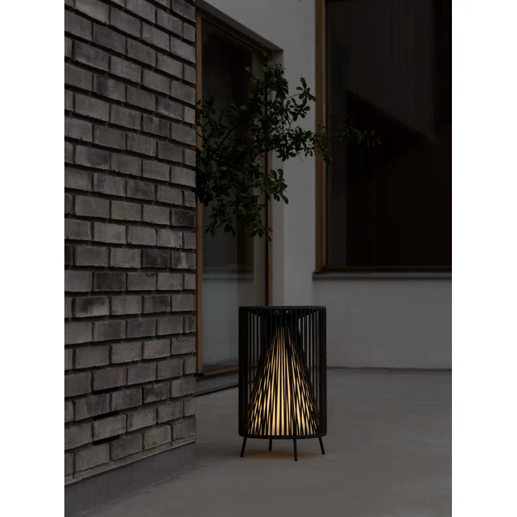 White Cordless Outdoor LED Lamp with Synthetic Rope