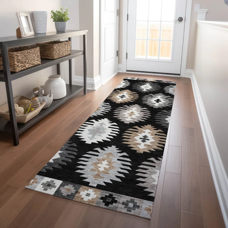 Chayden Washable Southwestern Indoor / Outdoor Rug