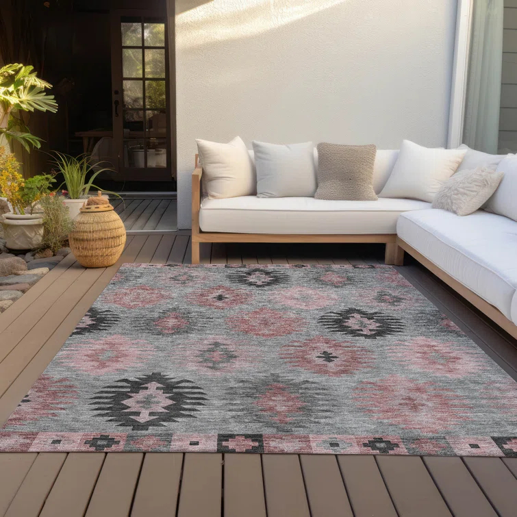 Chayden Southwestern Indoor / Outdoor Rug