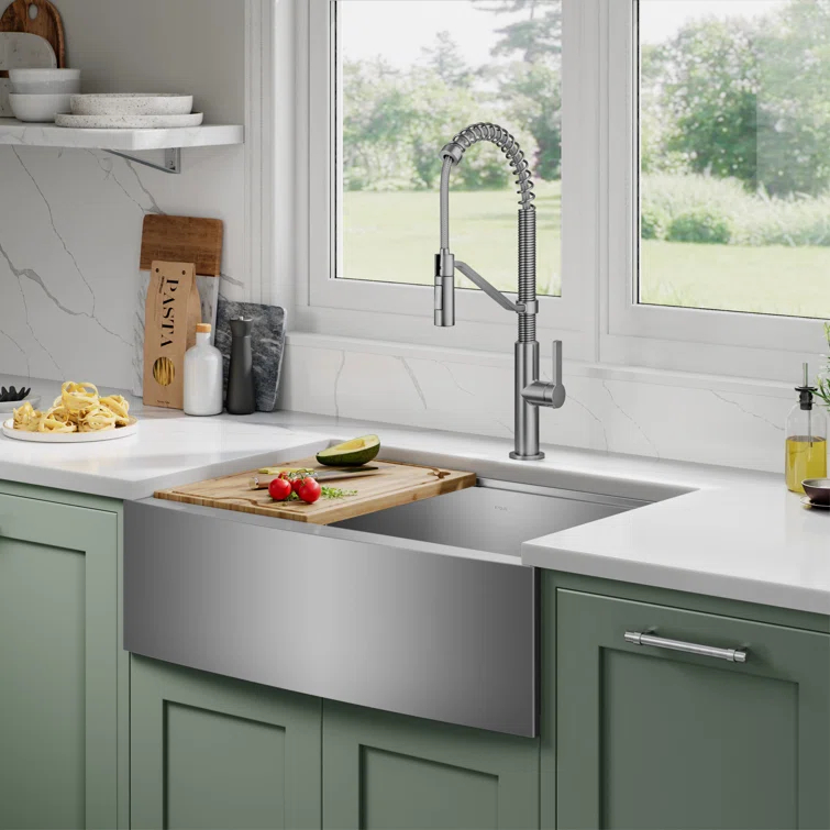 KRAUS Kore™ Workstation 30-inch L 16 Gauge Stainless Steel Single Bowl Farmhouse Kitchen Sink with Accessories