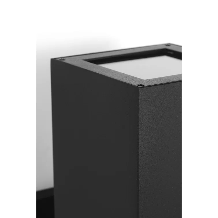 Orren Ellis Arreguin Aluminum Wall Light