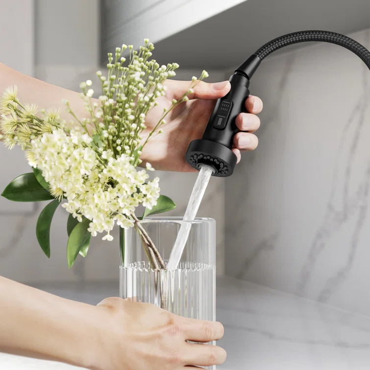 Kraus KSF-1616MB KRAUS Bolden Motion Sensor Single Handle Pull Down Touchless Kitchen Faucet