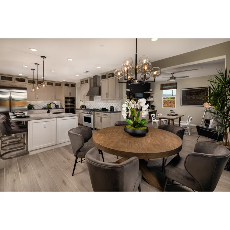 Davian Single Light Glass Dimmable Pendant