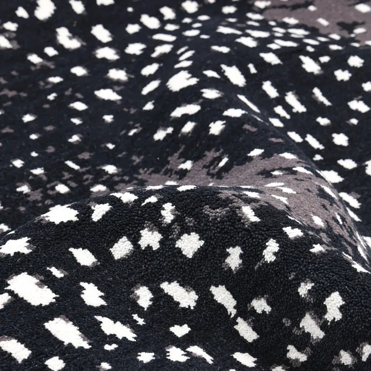 Louis Animal Print Area Rug in Black/White/Gray
