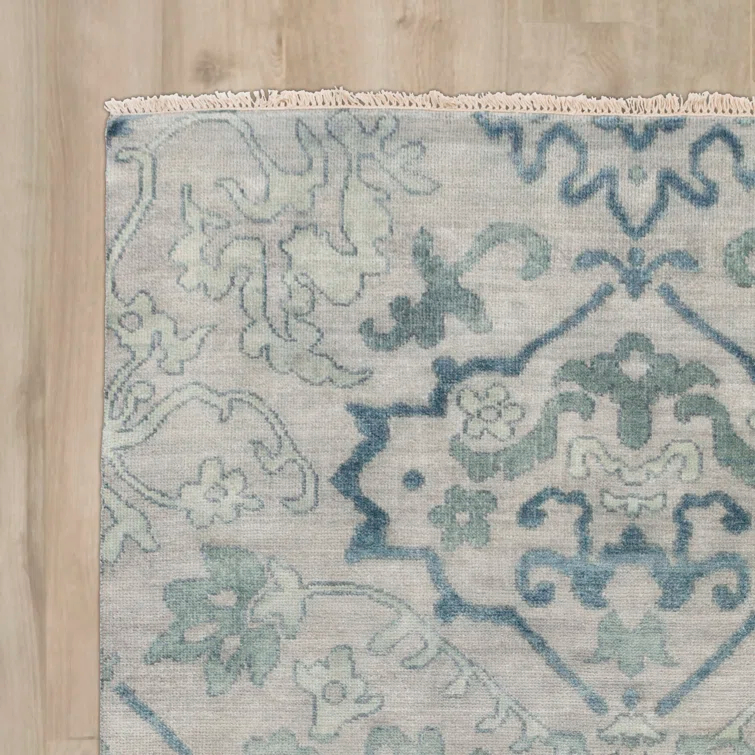 Blue Wool Hand-Knotted Floral 6' x 9' Area Rug