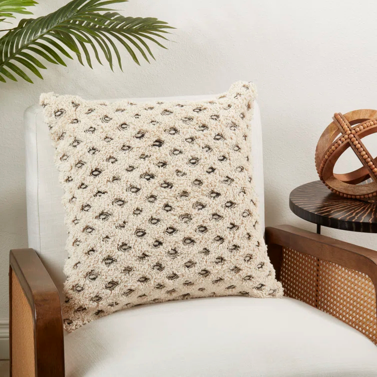 Saro Diamond Elegance Tufted Diamond Poly Filled Throw Pillow
