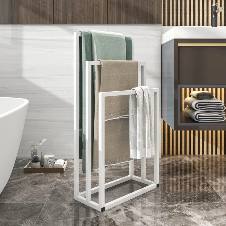 Freestanding 3-tier metal towel rack