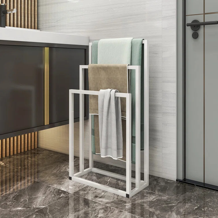 Freestanding 3-tier metal towel rack