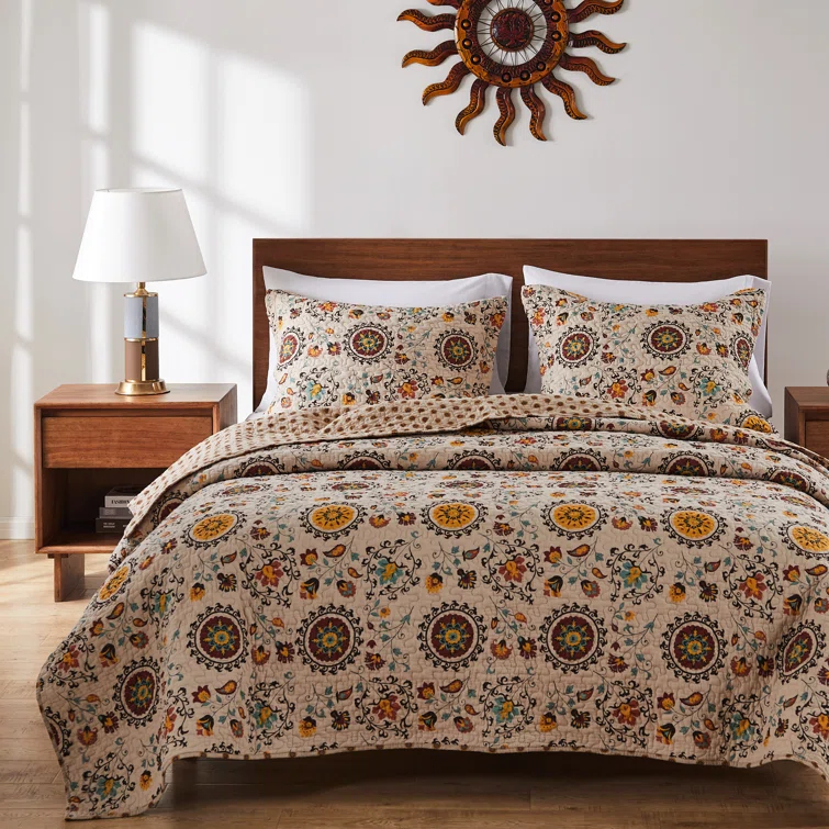 Andorra Medallion Cotton Reversible Quilt Set