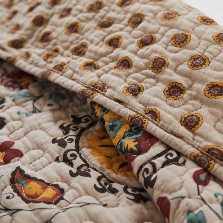 Andorra Medallion Cotton Reversible Quilt Set