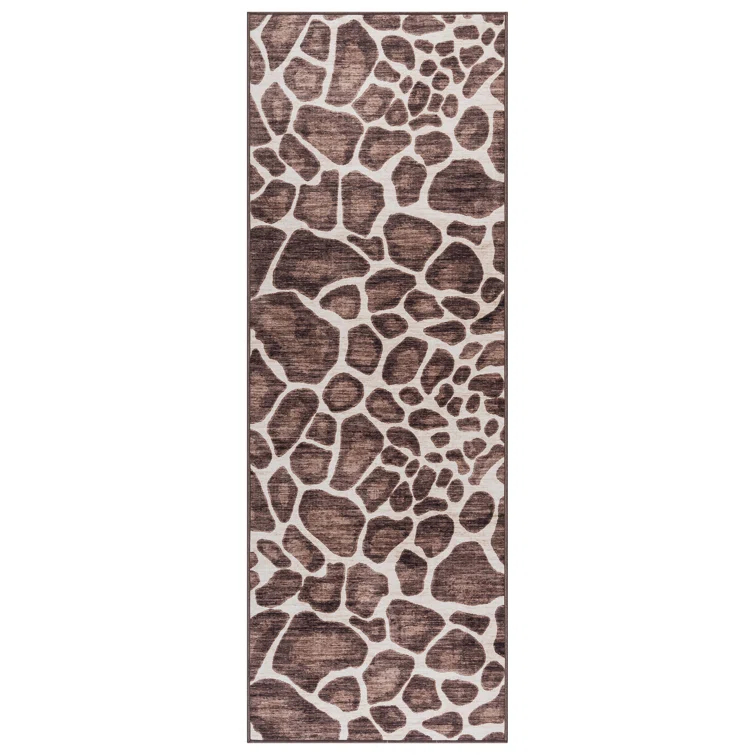 Gertmenian Crystal Print Gavin Giraffe Brown Ivory Modern Animal Print Flat Pile Indoor Area Rug
