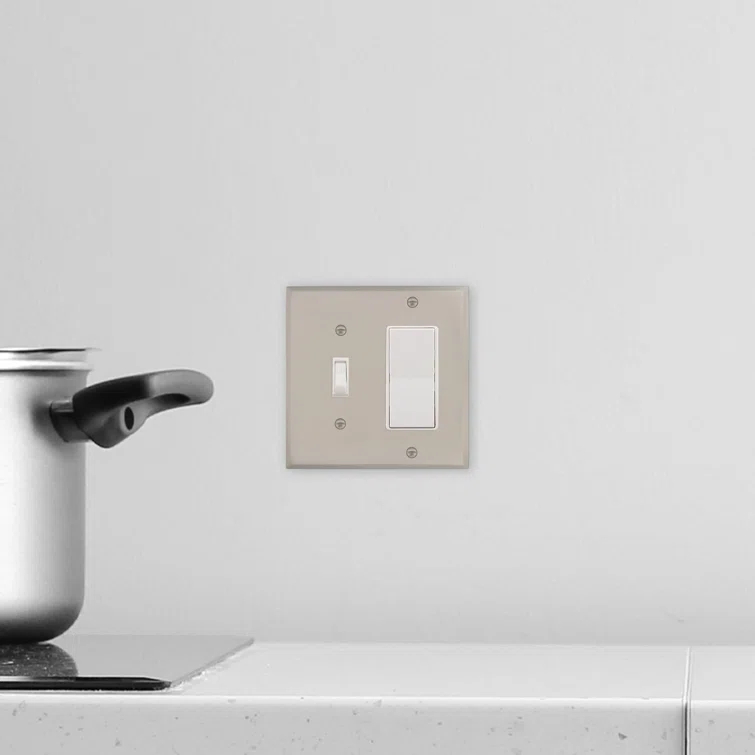 New York 2-Gang Toggle Light Switch / Rocker Combination Wall Plate