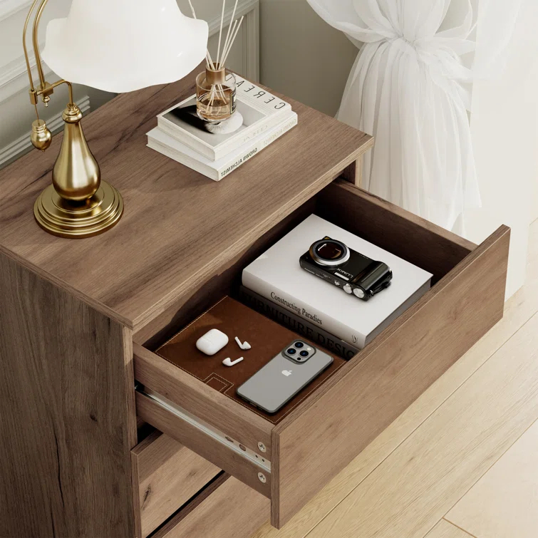 Bozidar 3 - Drawer Nightstand (Set of 2)