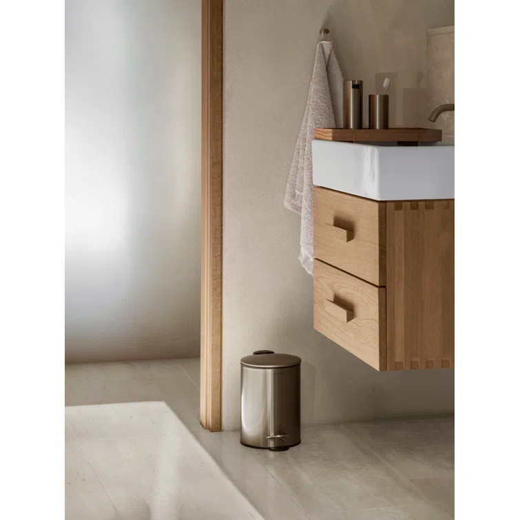 MODO Soap Dispenser