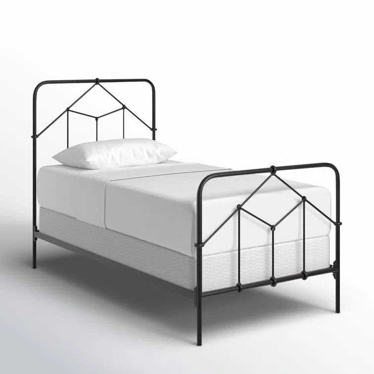 Maddie Bed - Black / Twin