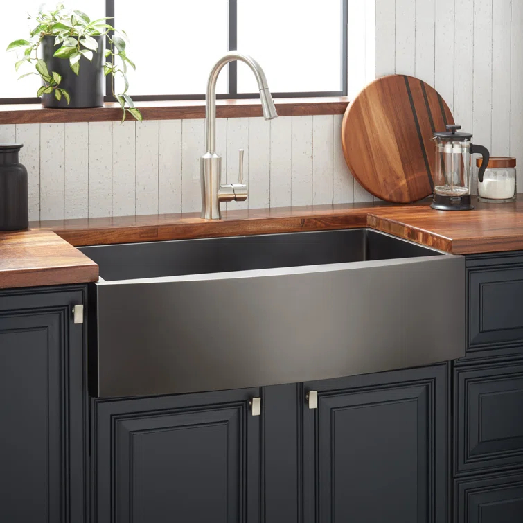 Atlas 33" L Farmhouse / Apron Kitchen Sink