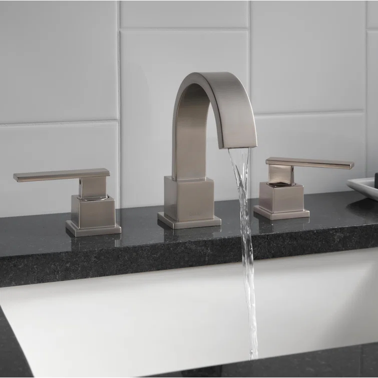 Vero Widespread Bathroom Faucet 3 Hole, 2-handle Bathroom Sink Faucet with Drain Assembly