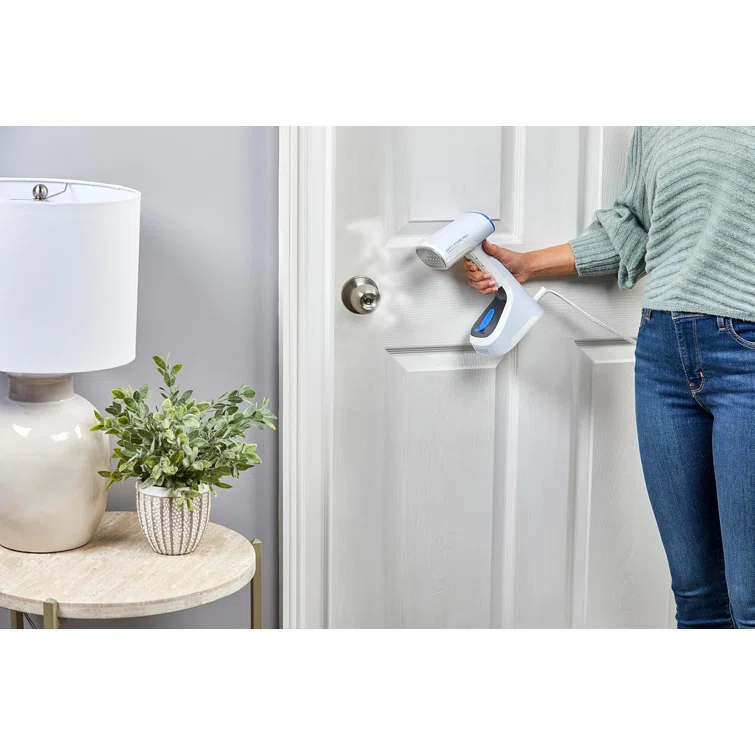 BLACK+DECKER Easy Foldable Steamer, GS0311-1PD, 45-Sec Heat Up, Extra Long Power Cord & Lint Remover