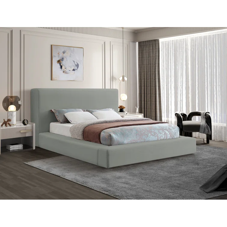 Ishia Upholstered Platform Bed