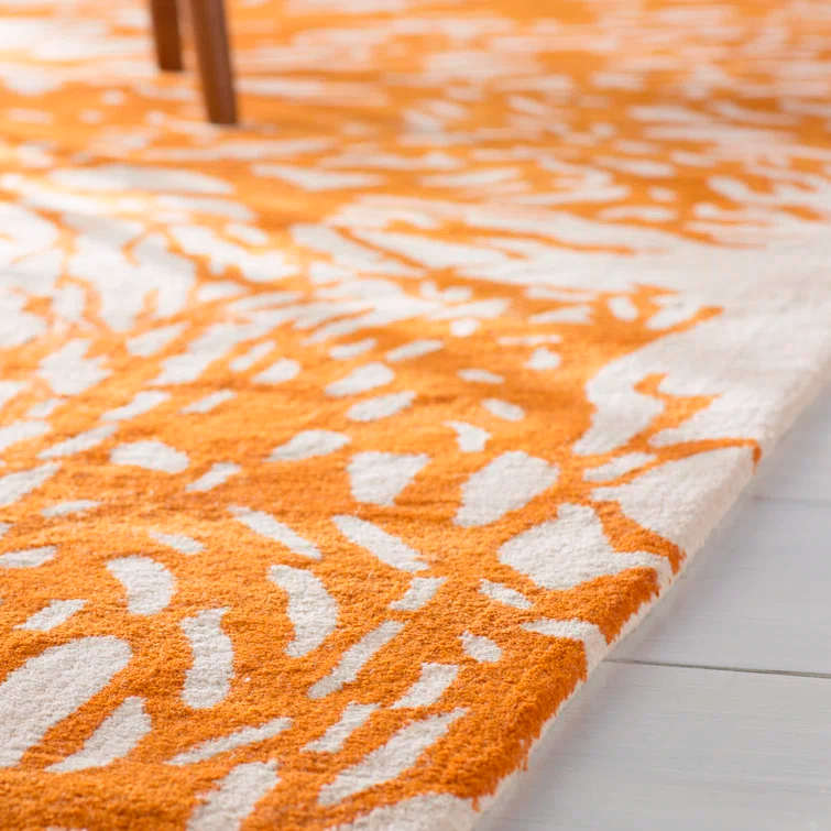 Wimborne Hand Tufted Wool Floral Rug