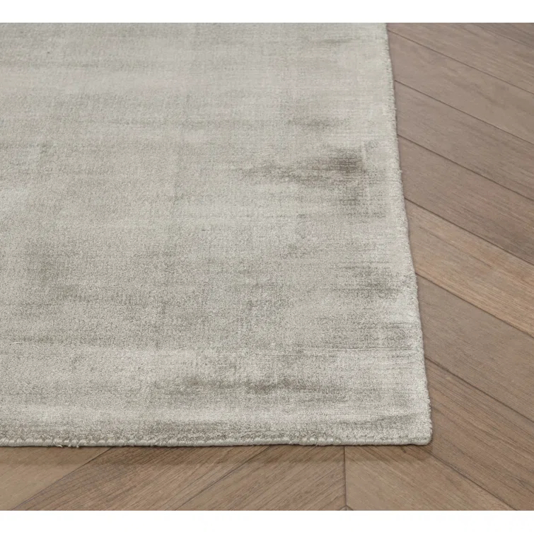 Dove Gray Handmade Wool and Viscose 8' x 10' Reversible Rug