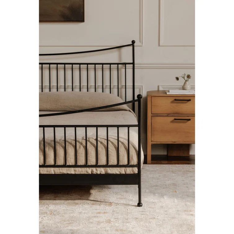 Sylvie Platform Bed - Black / King