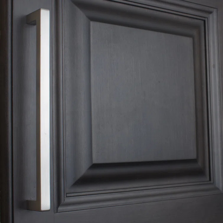 Kingston Collection Solid Square Bar Pull