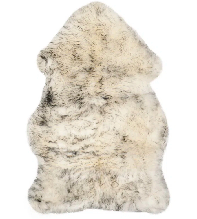 SAFAVIEH Sheep Skin Tiana Sheep Skin Area Rug, Ivory/Smoke Grey, 2' x 3' Specialty