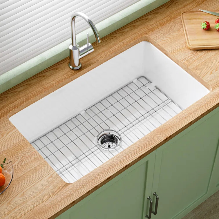32" L x 19" W Single Bowl Fireclay Kitchen Sinks White with Bottom Grids and Basket Strainer