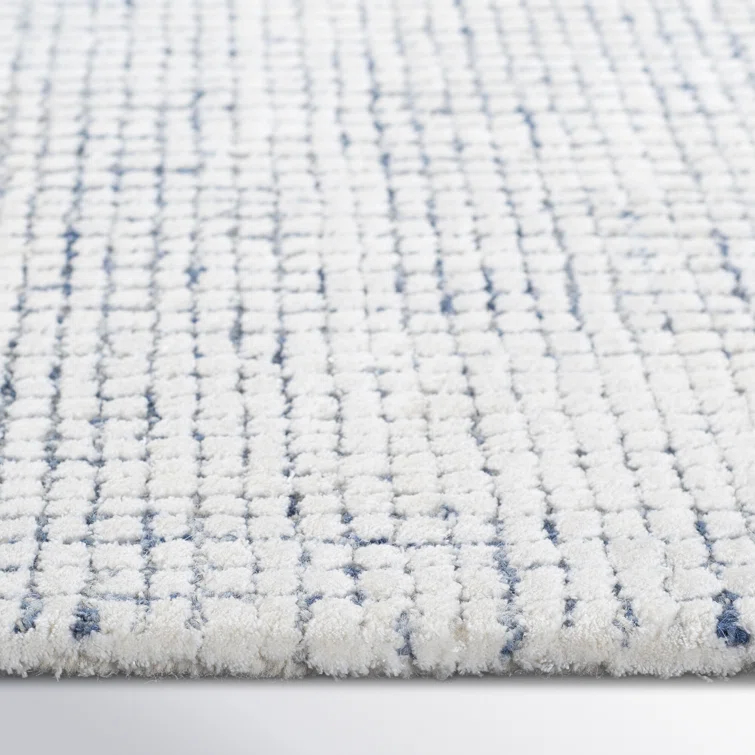 Rowe Handmade Tufted Ivory/Blue Rug