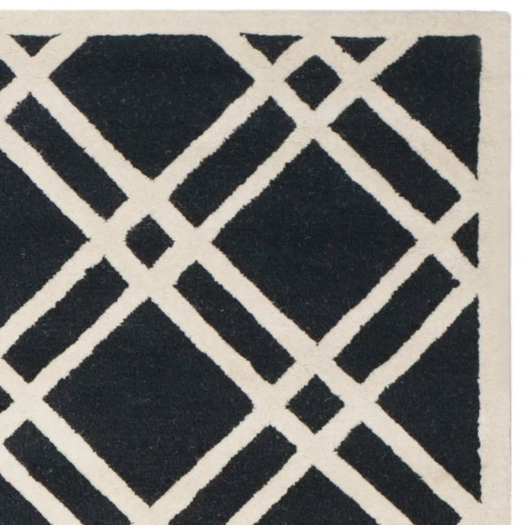 Deedgra Hand Tufted Wool Geometric Rug