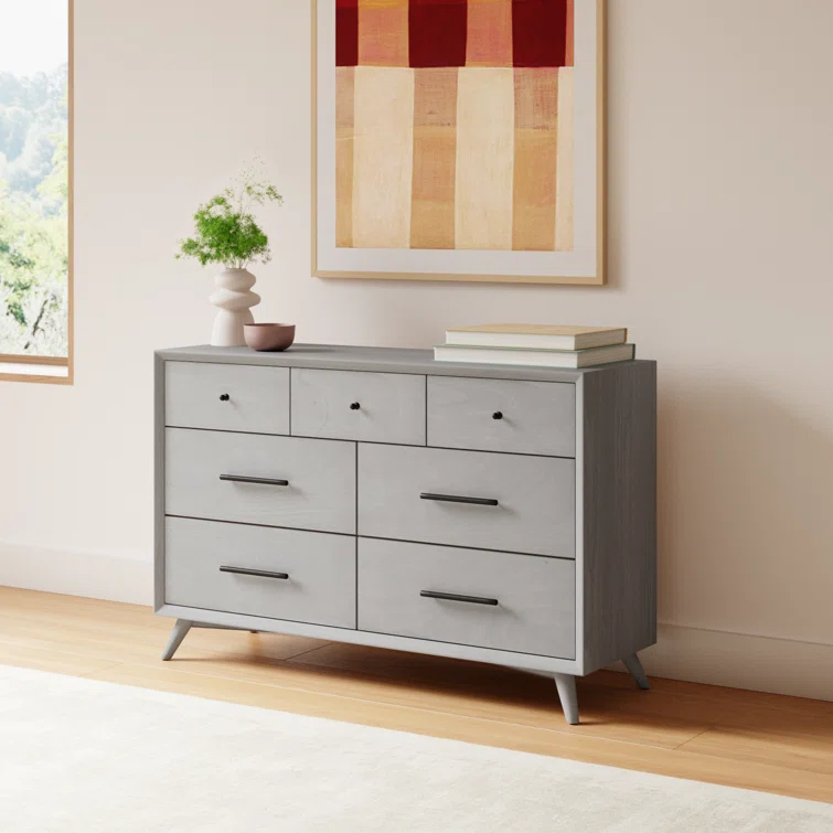 Williams 7-Drawer Dresser