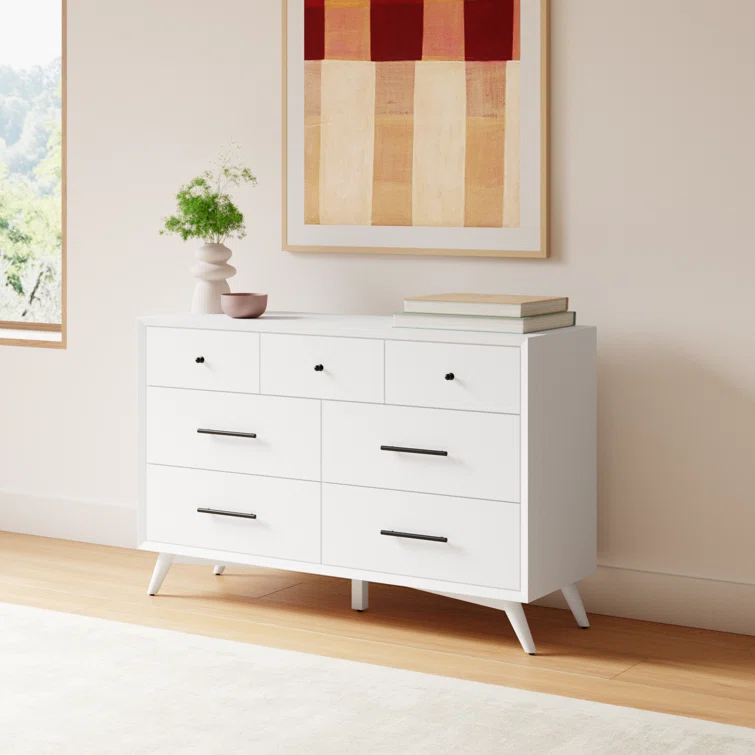 Williams 7-Drawer Dresser