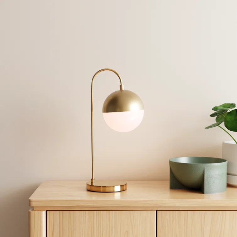 Gareth Metal Arched Lamp