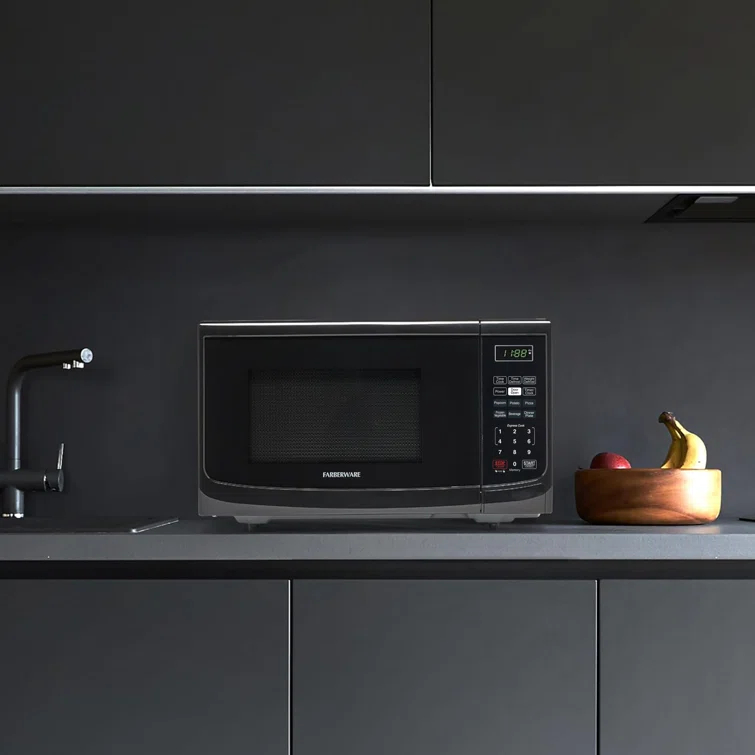 Farberware Farberware 0.9 Cubic Feet Countertop Microwave FM09BKA