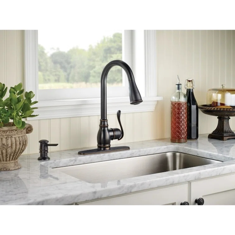 Moen Anabelle Single Handle Deck-mount Pull-down Kitchen Faucet with Sprayer ( Deck Plate Included ) (Soap Dispenser Included)