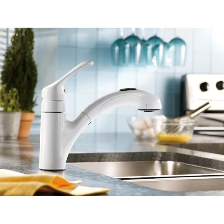 MOEN Renzo Spot Resist Stainless 9 in. H Pull Out Sprayer Kitchen Faucet with 360° Spout Swivel and PowerClean