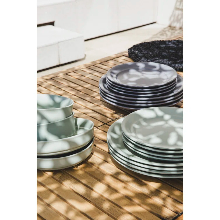 over&back Rimmed 16-Piece Semi Hand-Finished Stoneware Dinnerware Set, Service for 4