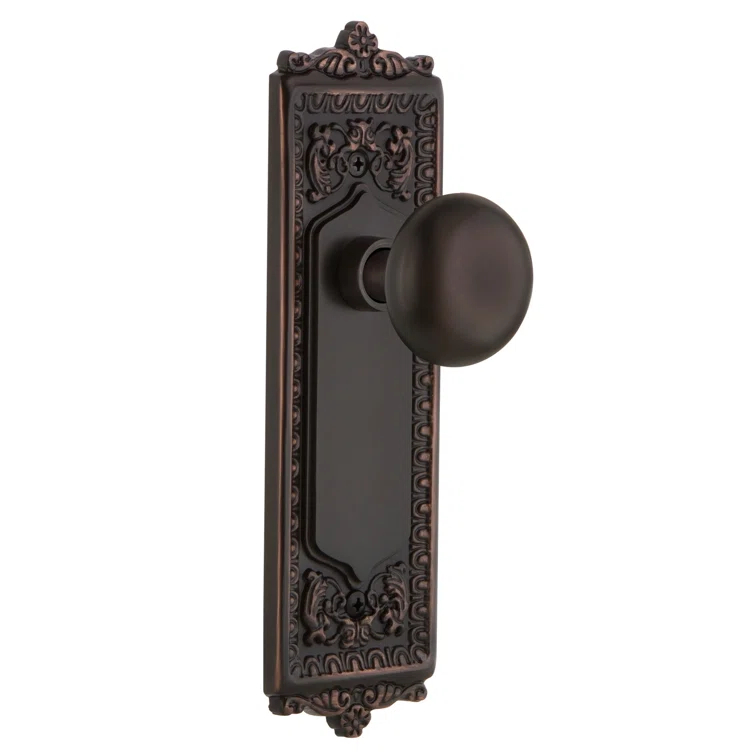 Egg & Dart Plate with New York Door Knob