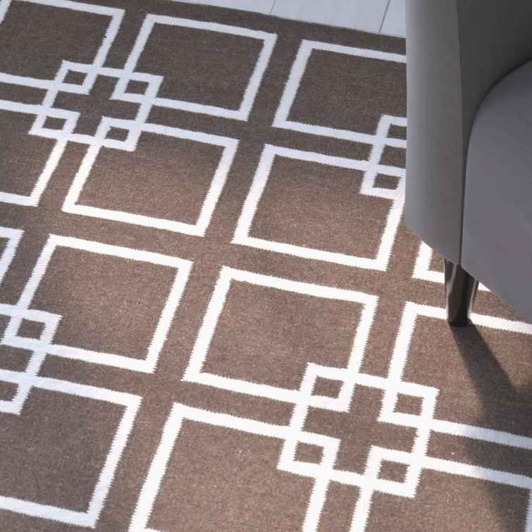 Dance Martha Stewart Flat Weave Wool/Silk/Cotton Geometric Rug in Soilbrown