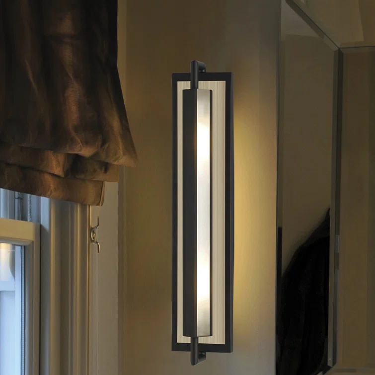 Daisymay Armed Sconce